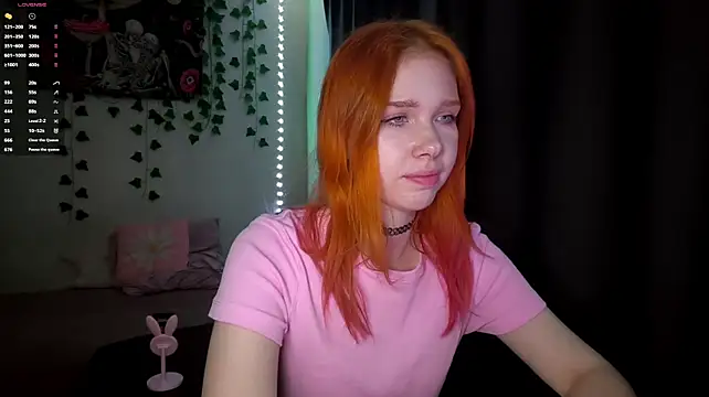 RedAriana - flash bra