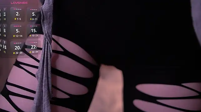 PinkyVenom__ - to show my butt closer and juggle it