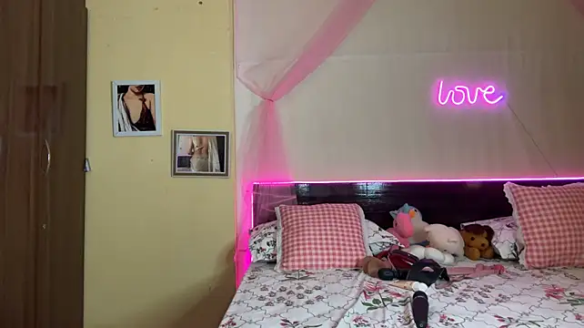 Cherry_jerry - shower show