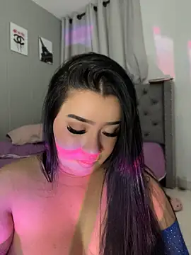 Aliciaa_white - Make My happy