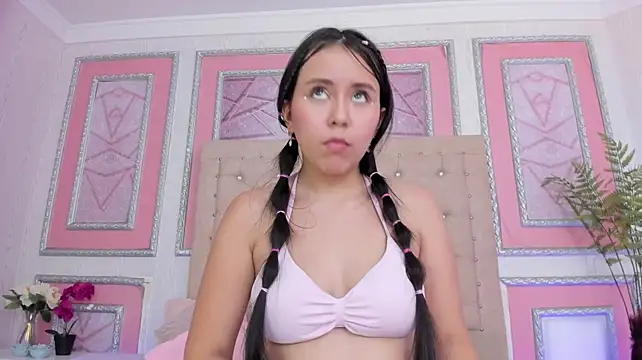 Zoe_pettite__