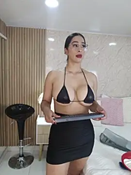 ImLauu - TEASE WITH BOOBS