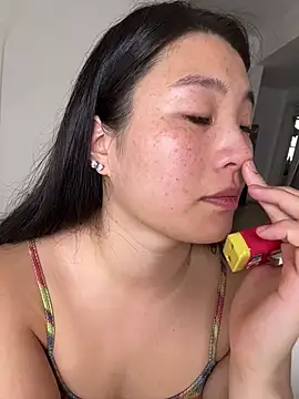 Tavie1744 - bare my butt 2min