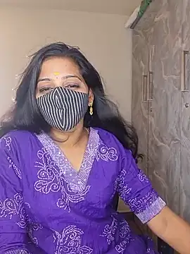 Tamil_Lovely_Cindrellaa - boobs show 5 minutes 😋😍🤤🥵