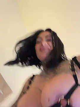 Iam_Annii - let me ride u