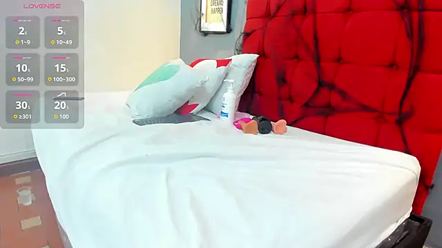 Camila_Tits - Squeeze the milk from my breasts
