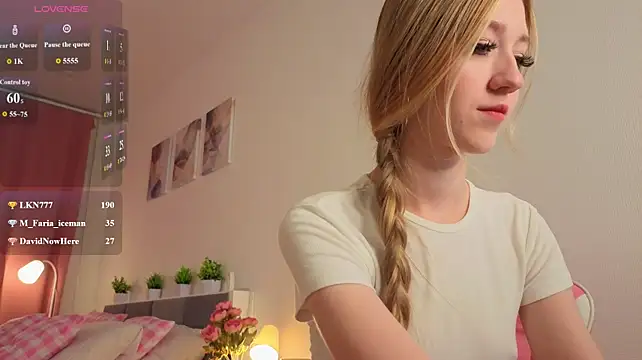 Lumiimi - DILDO SUCKING FROM MIA