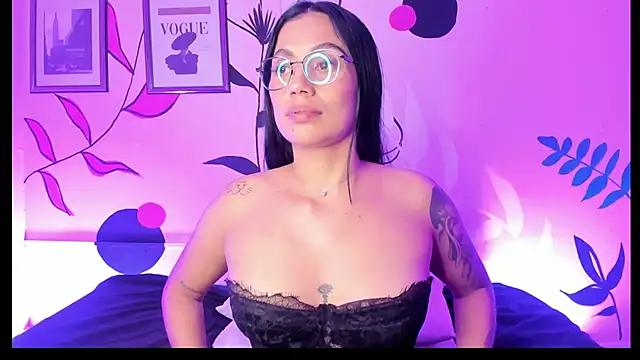 GabiHills - Creamy tits 💦