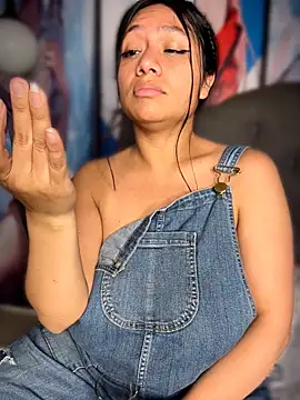 Im_Little - nude outdoors