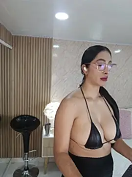 ImLauu - TEASE WITH BOOBS