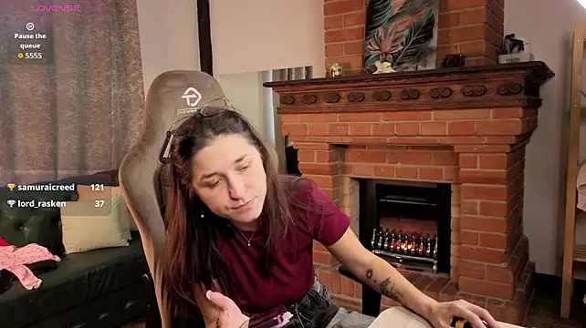 Doris-Keller - tease with sexy legs