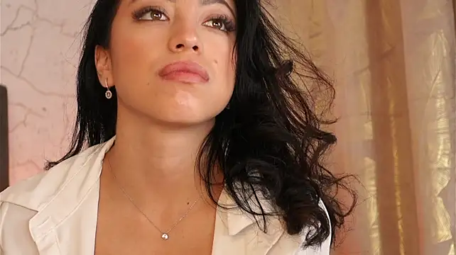 IsabelaWhite - anal plug and spank me mi ass