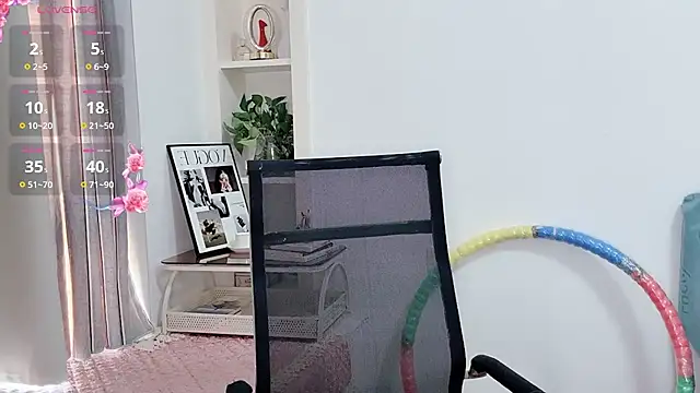 10ve1y - 人间十月有幸事，有幸与你相逢