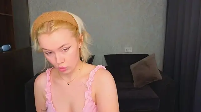 MelissaAvis - toy control for 5 minutes