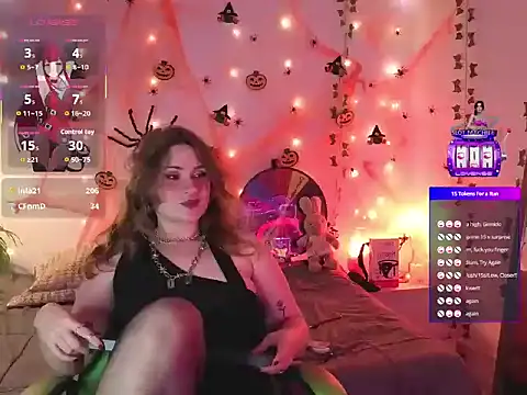 Victoria_Frostt - PUT LUSH ON