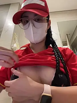 Sneaky_Cumshoot - Sneaky Masturbating under Mart Cashier