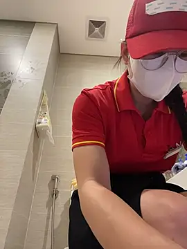 Sneaky_Cumshoot - Sneaky Masturbating under Mart Cashier