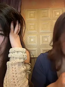 Yomi009 - 户外咖啡厅勾引调戏😜闺蜜追求者