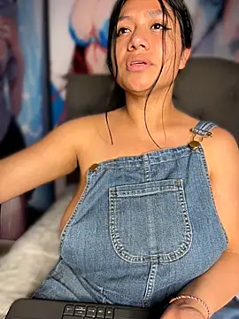 Im_Little - nude outdoors