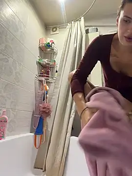 MiraReach - Ride dildo anal 🙈🙈