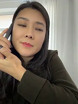 Yueyue181 - 姨妈期间下面的菜单不露不插哦