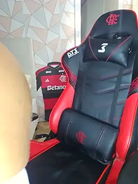 Moreninhasilva - De 4 na cama + dedinhos na bucetinha 🔥