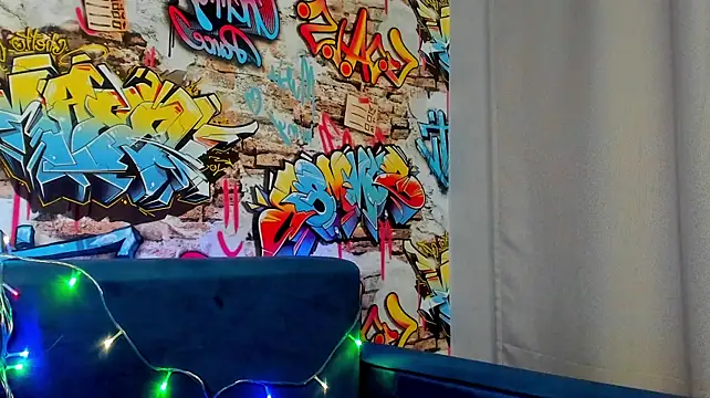 Sandra_Wi1son - Sexy dance with bare back