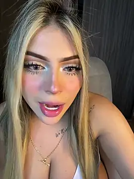 MiaWhitePink_