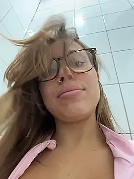 Jucie_Boom - MOVE PANTIES ASIDE AND SHOW G SPOT😱🚾