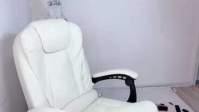 Fiona_999 - 进入直播间哥哥都有好运加持（不开票）