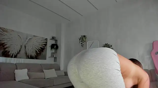 TiffanyHouston_ - Dildo tease my clit;)