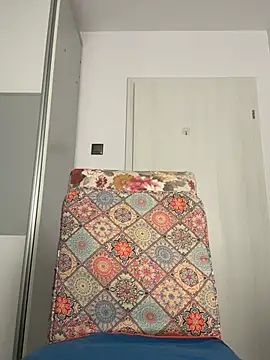 Snow_flakee - Squirt