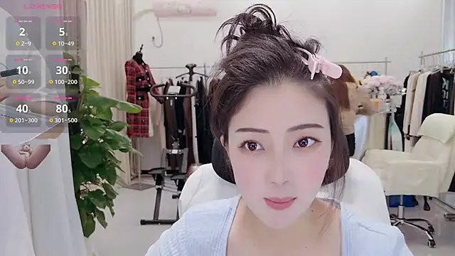 Yangyang-777 - 🎀来咯来咯（最新福利喷水视频和照片已更新，限时优惠11币解锁）