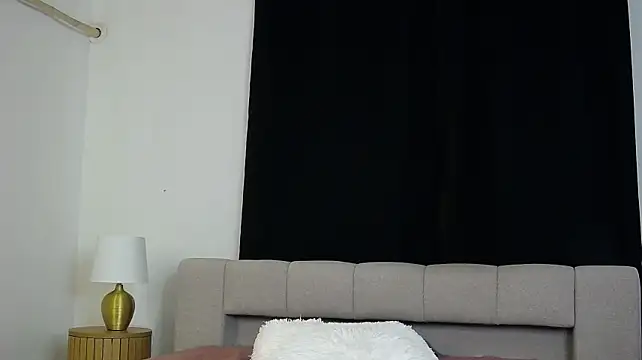 KarmaFoxx - make me wet and hard