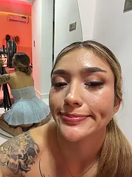 Ariannaa_1 - Suck fingers & ahegao face 😈