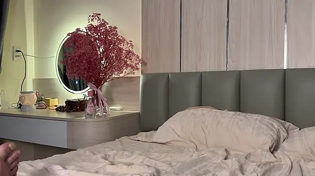MaryGii - Max will undress Mary