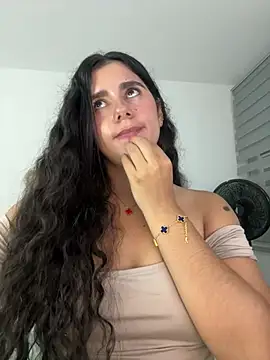 Natasha-28 - Finger pussy fast