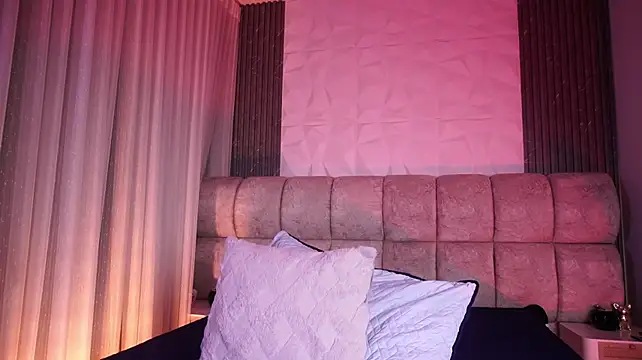 Godess_Scarlett77