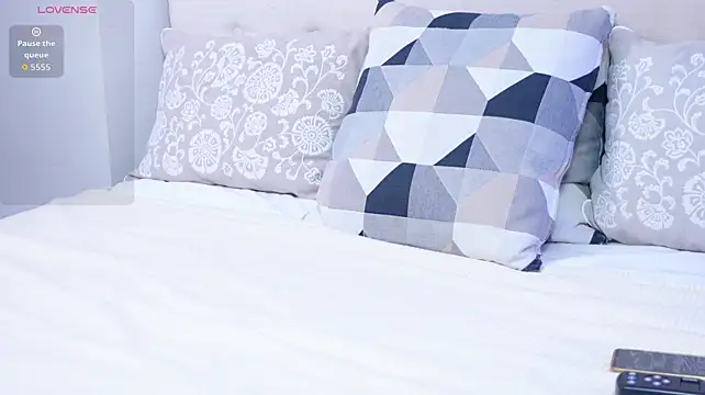 CassieHilton - control lush