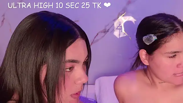 Mia_and_lexy - BIG DILDO IN PUSSY