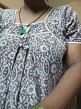Telugu_ammaye_001 - Boobs show