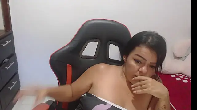 Emily_sexxx - make me wet?? play with me!!!