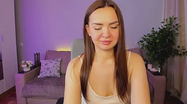 WowwGirl - Lift up top and massage tits