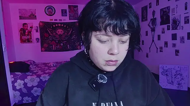 Sabrina_scarlett - squirt and drink hehe