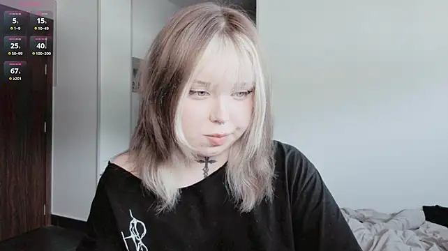 Yumi_charm