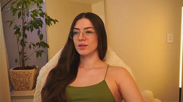 Ester_Hill - Panties off+3min toy control FLT