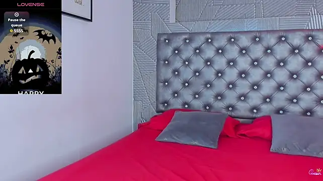 Valery_Diamond - SQUEEZE MY LOVELY BOOBS🍒🔥