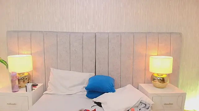 Samantta_606