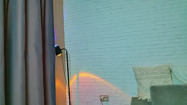 _Alison__ - tease pussylips
