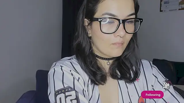 Babe-sofi - Fuck my fat pussy guy!